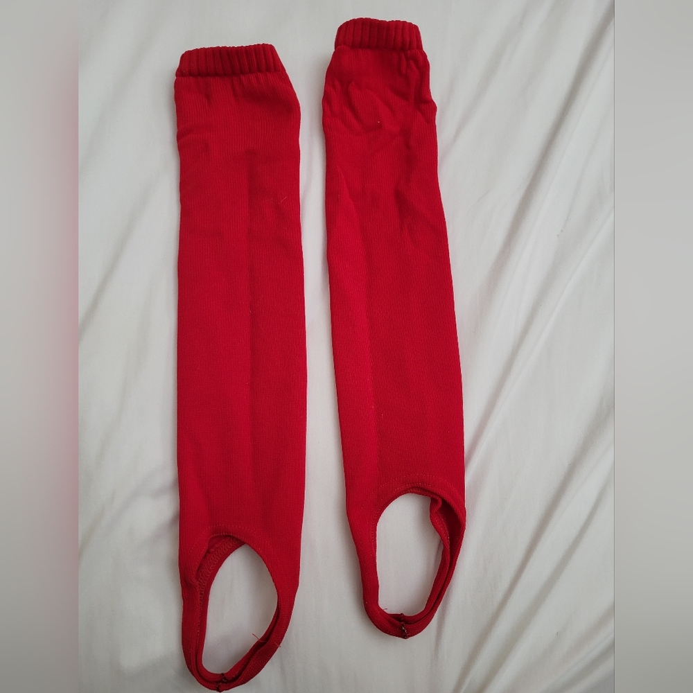 * Solid Red Baseball/Softball‎ Stirrups
